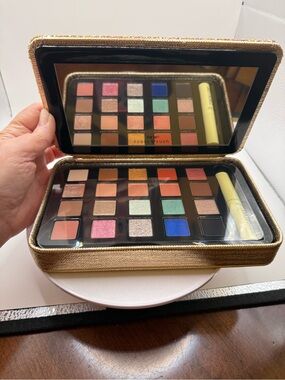 Eyeshadow Palette - Multi-Color Sparkle & Matte Set By Tarte